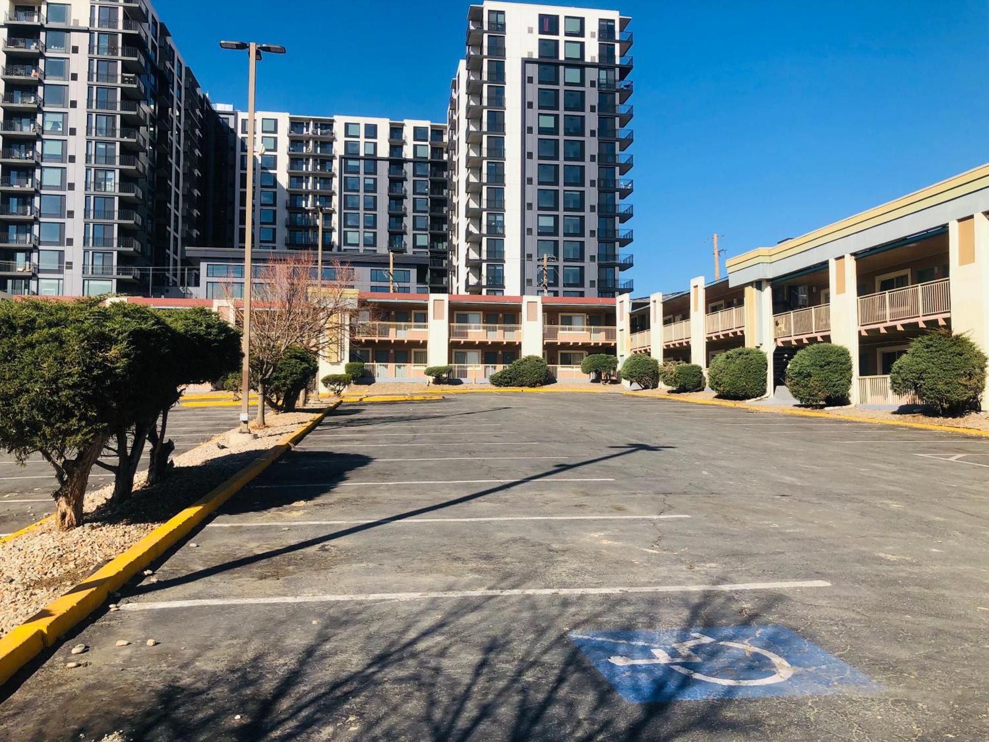 Inn At The Highland Denver Downtown מראה חיצוני תמונה